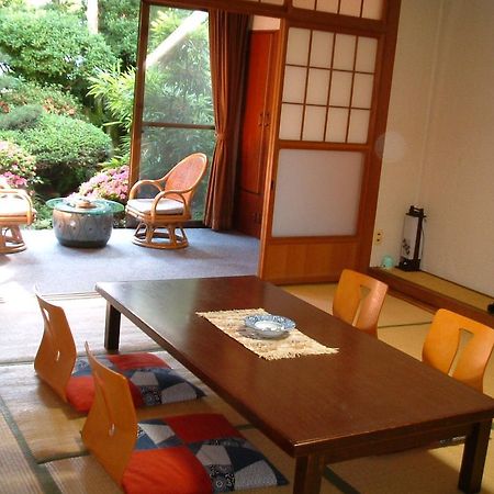Ureshino Onsen Shoen Hotel Exterior photo